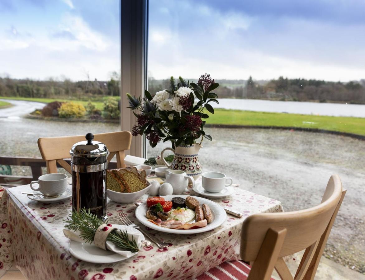 Lake House Dunmanway Exterior foto